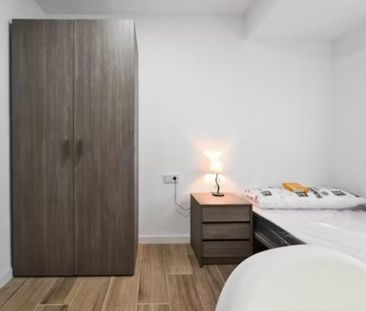 Avinguda de Campanar, Valencia, Valencian Community 46009 - Photo 1