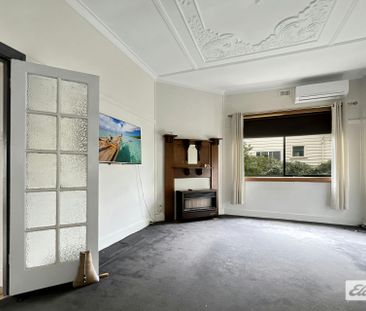 Charming 3-Bedroom Californian Bungalow – Close to All Amenities - Photo 3