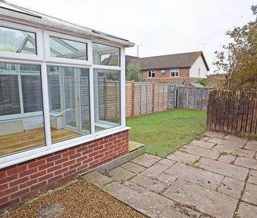 Ten Acre Way, Rainham, ME8 - Photo 2