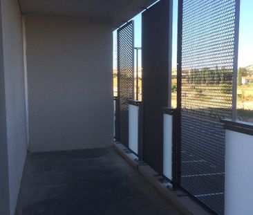 Location Appartement 1 pièce 25m² NARBONNE 11100 - Photo 3