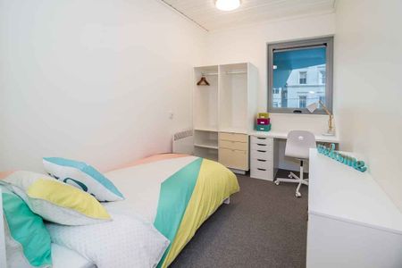 4 Bedroom Apartment Ensuite - Photo 4