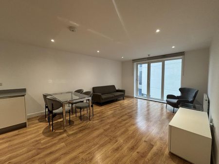 2 bedroom apartment to rent - Photo 5