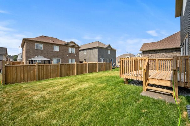 For Lease - 216 Cubitt Street, Clearview, Ontario - Photo 1