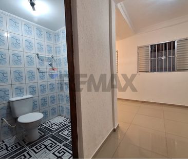 Casa para alugar com 2 dorms 1 suíte, 35 m² no Jd Guarani por R$ 1.... - Photo 1