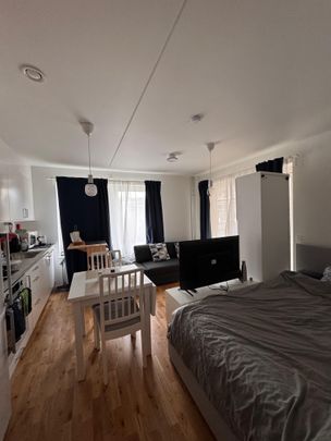 Klockelundsvägen, Farsta - Photo 1