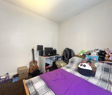 4 bedroom house share to rent - Photo 2