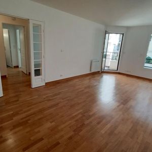 location Appartement F2 DE 55.4m² À ISSY LES MOULINEAUX - Photo 2