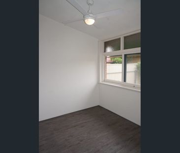 Character Maisonette - Blue Chip Beachside Location (Possible 3rd B... - Photo 3