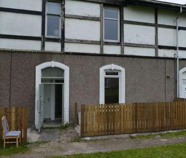 Harland Cottages, Scotstoun, G14 - Photo 2