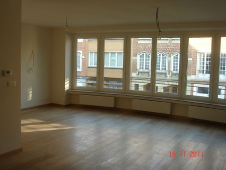 Appartement te huur - Foto 2