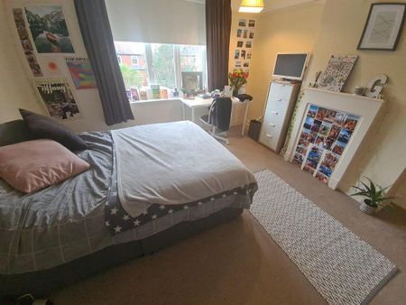 4 bedroom house to rent - Photo 3