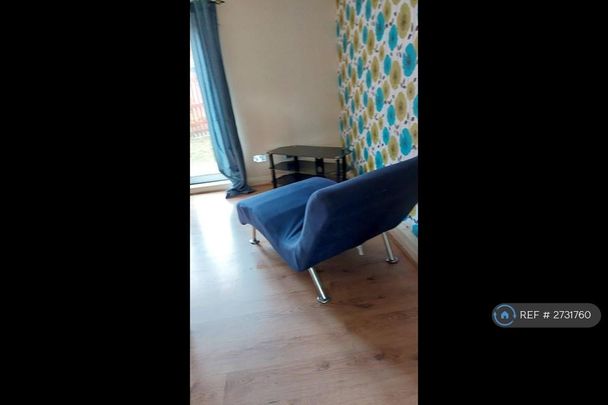 4 bedroom terraced house to rent - Photo 1