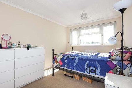 Burwell Drive, Witney, OX28 - Photo 4