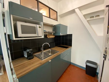 Versailles Centre Ville - Studio meublé TBE - 18m², - Photo 3