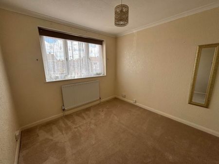 Worle, Weston-super-Mare, North Somerset - Photo 2