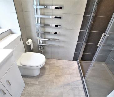 4 bedroom detached house to rent - Photo 5