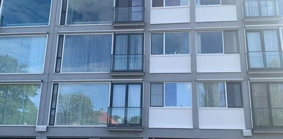 Appartement te huur in Wilrijk voor € 1.190 met 3 slaapkamers - Foto 2