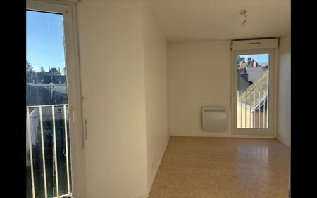 Location Appartement 4 pièces 82 m² La Châtre - Photo 5