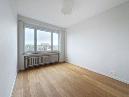 Appartement te huur in Uccle - Photo 3