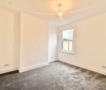 3 bed House Ruskin Avenue, E12 - Photo 3
