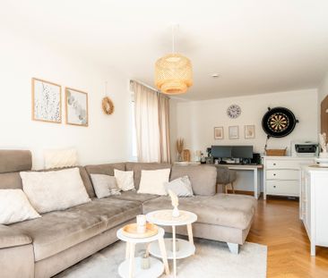 Großzügige Obergeschosswohnung mit tollem Balkon und Garage in Biel... - Foto 1