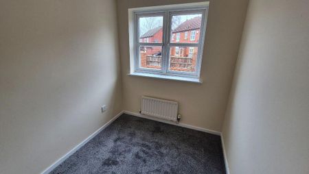 3 bedroom semi-detached house to rent - Photo 5