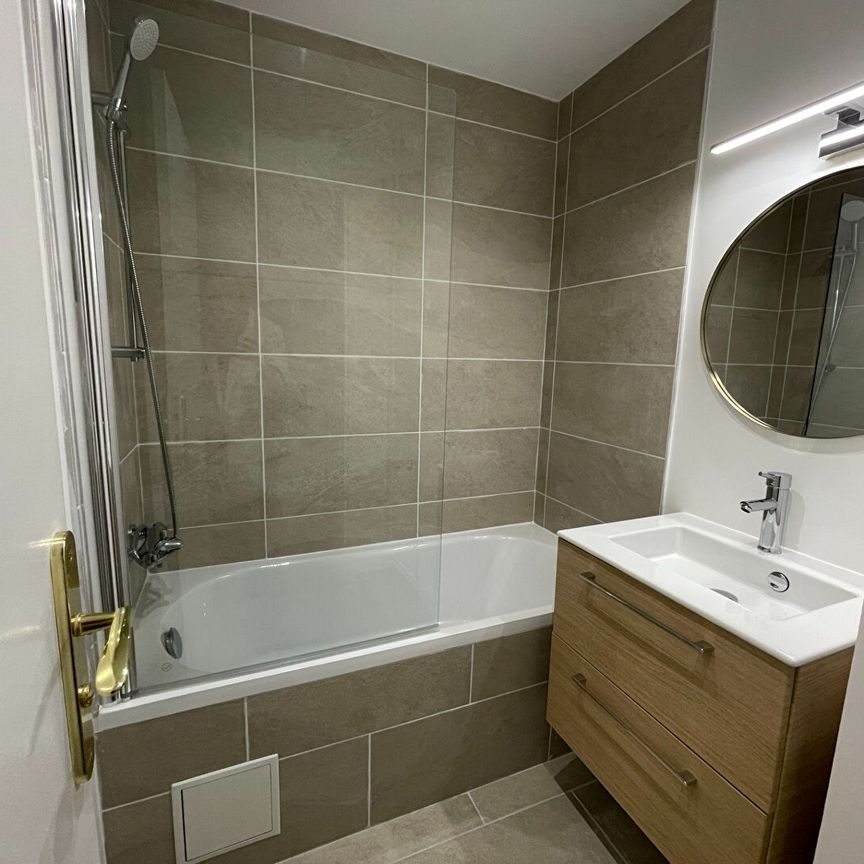 Location Appartement 5 pièces 90m² - Photo 1