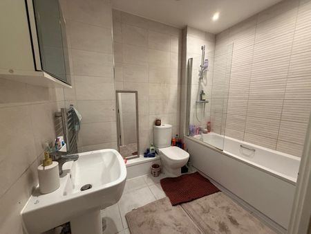 2 Bed Flat, Sheldon House, HA1 - Photo 4