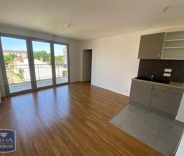 Location Appartement 2 pièces 43m² LE RAINCY 93340 - Photo 2