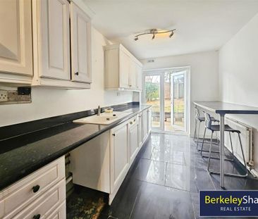 3 bedroom semi-detached house to rent - Photo 6