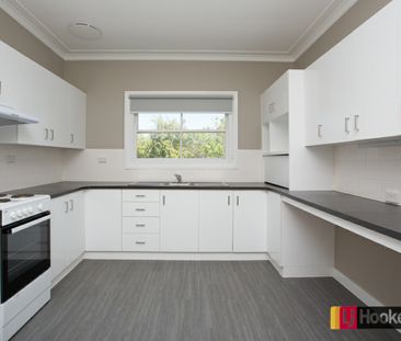 Fully Renovated Family Home - Photo 5