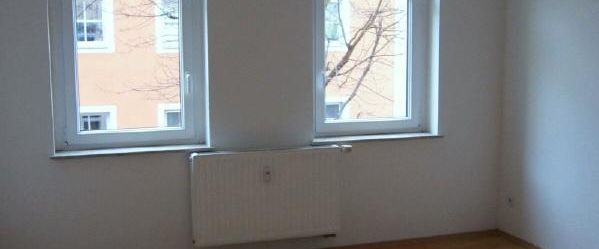 Tolle 3-Raum Wohnung in Löbtau mit Badewanne und Balkon!! - Foto 1