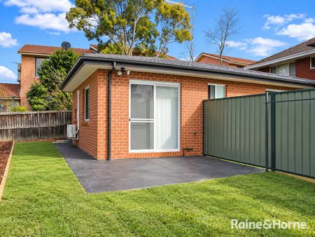 Modern & Convenient 2-Bedroom Granny Flat - Photo 4