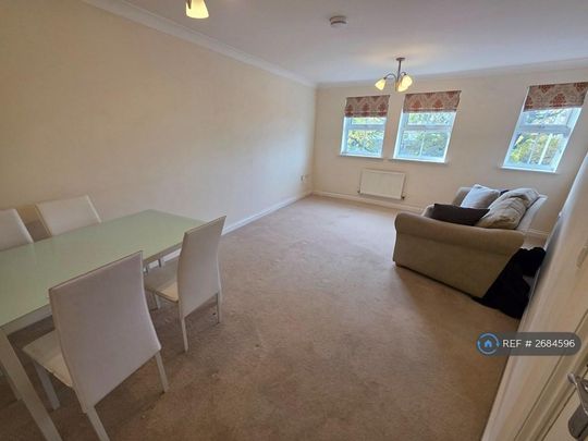 2 bedroom flat to rent - Photo 1