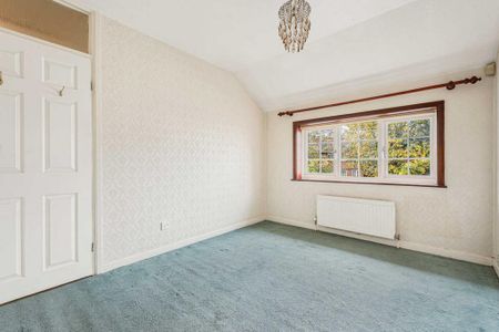 3 bedroom semi-detached house to rent - Photo 3