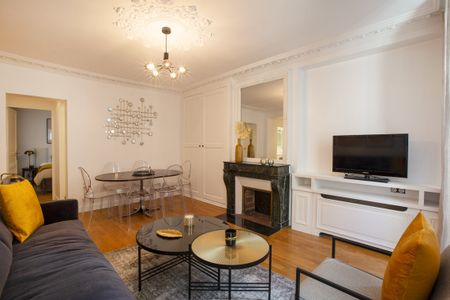 Appartement à louer rue Sainte Anne, Paris 2ème - Photo 2