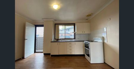 Original Three Bedroom House - Photo 3