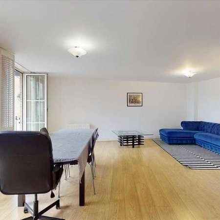 Palgrave Gardens, London, NW1 - Photo 1