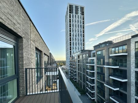 Lockgate Road, London - Photo 2