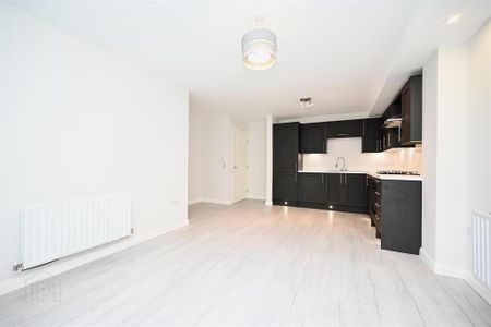 Apt 10, 39A Dundela Crescent, Belfast, BT4 3BN - Photo 3