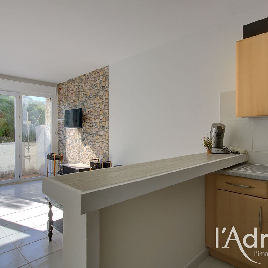 Location Appartement 1 pièce 28m² - Photo 1