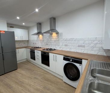 Room 3, Queen Margarets Road, Coventry - Photo 6