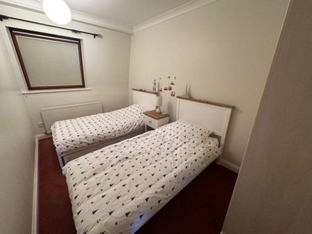 2 bedroom flat to rent - Photo 4