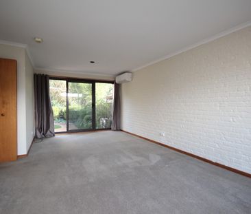 Florey - Perfect Inner Belconnen townhouse - Photo 2
