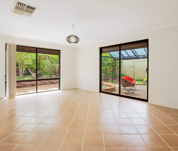 1 Swallowtail Parade, Warnbro WA 6169 - House For Rent - $725 | Domain - Photo 1