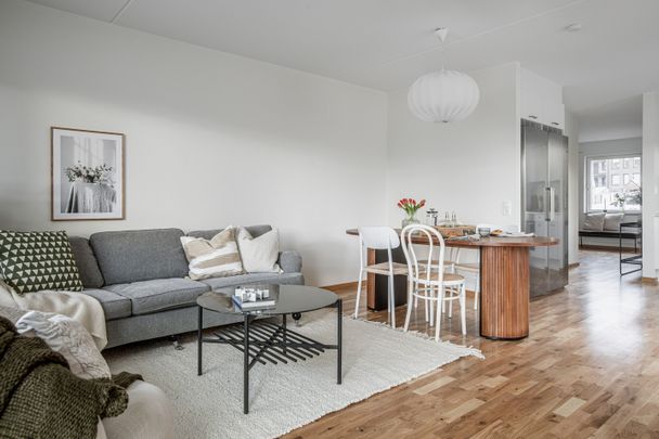 Södra järnvägsgatan, Växjö - Photo 1