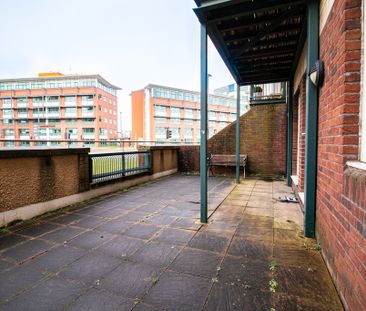 Adventurers Quay, CF10 4NS, Cardiff Bay - Photo 1