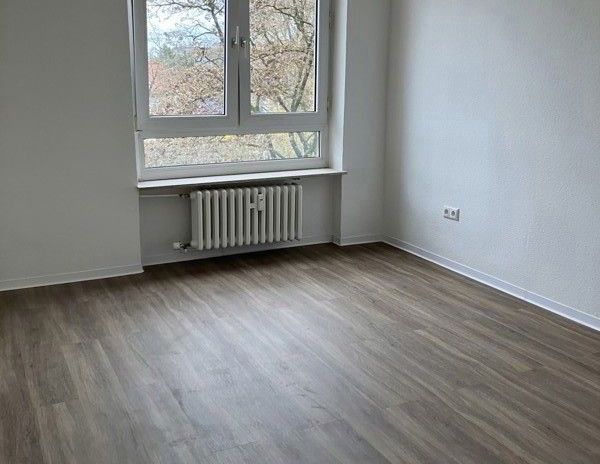 Sanierte 3 Zimmerwohnung mit Balkon - Photo 1
