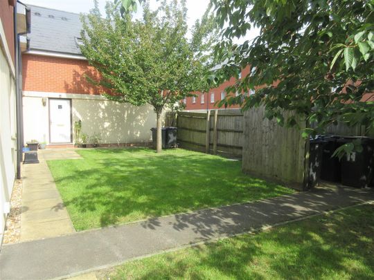 Foundry Close, Melksham, Wiltshire, SN12 - Photo 1