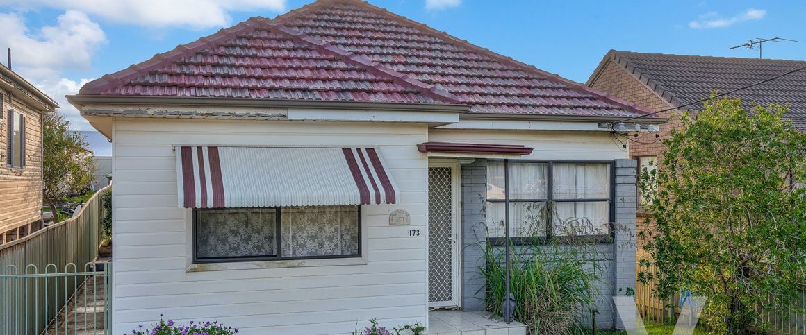 173 Dunbar Street, Stockton NSW 2295 - House For Rent | Domain - Photo 1